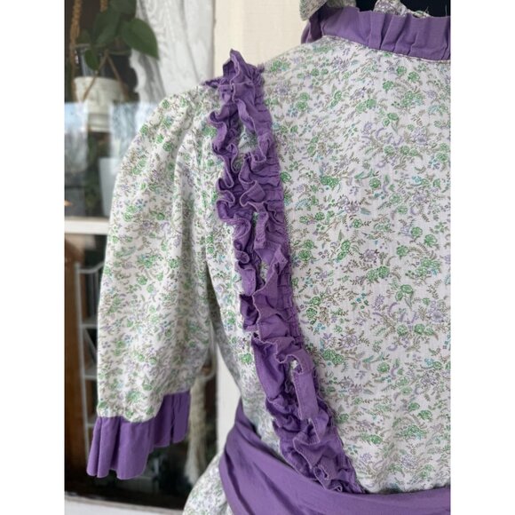 Vintage 70's Cotton Floral Purple Flower Dress With Matching Bonnet Sz M - Picture 9 of 16